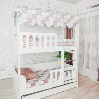 Двухъярусная детская кровать домик