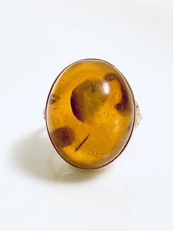 Золотое кольцо с янтарем 583 проба