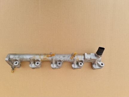 Рейка топливная (рампа) CX 7 2007-2012