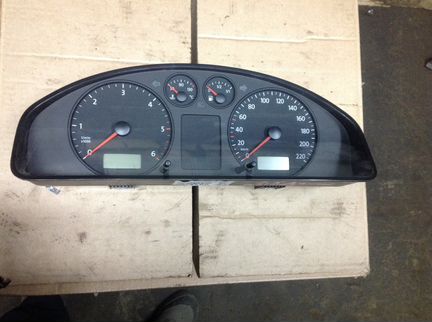 Щиток приборов Фольксваген Т5 VW T5