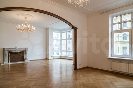 4-к квартира, 190 м², 4/17 эт.