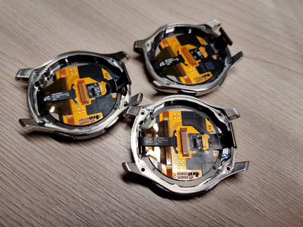 Galaxy watch дисплеи