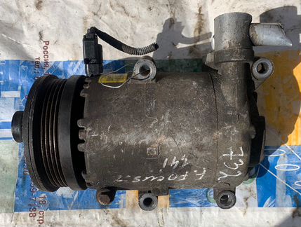 Компрессор кондиционера Ford Focus 2 2005-2007 1.6