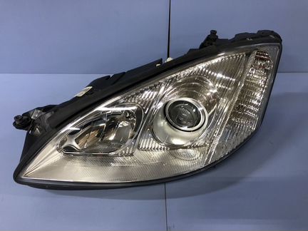 Фара Mercedes W221 Мерседес S221