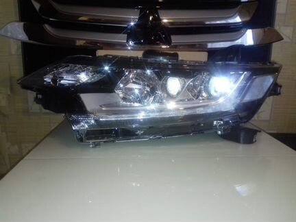 Mitsubishi outlander 3 фара левая 2015+