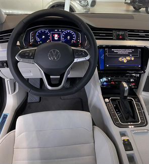 Volkswagen Passat 1.4 AMT, 2021