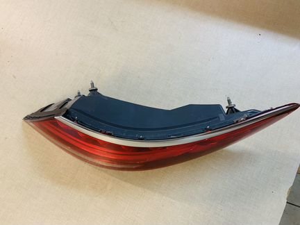 Задний правый фонарь Mercedes W217; 2179060200