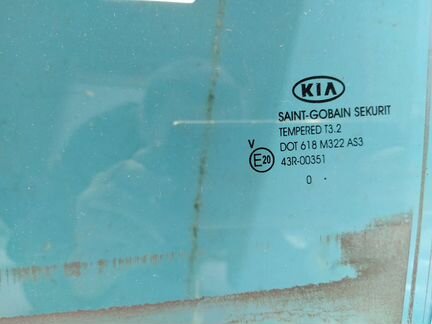 Стекло заднее левое Kia Sportage 3 SL
