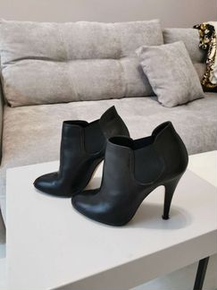 Ботильоны Casadei, оригинал