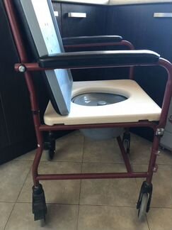 Коляска инвалидная б/у