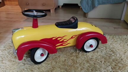 Машинка-каталка