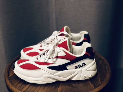 Кроссовки Fila