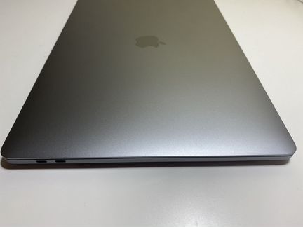 Apple macbook pro 15 2018 256gb Space Gray