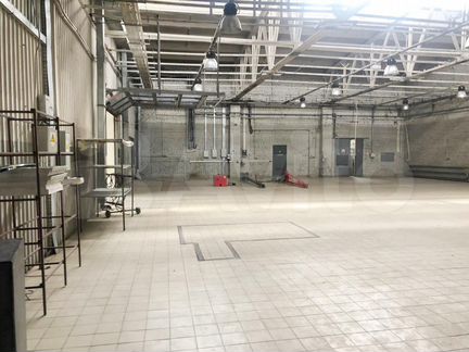 Автосервис на 1-ой линии 430 м²