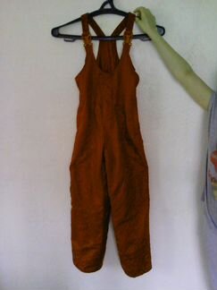 Продам балониевый костюм демисезонный для девочки