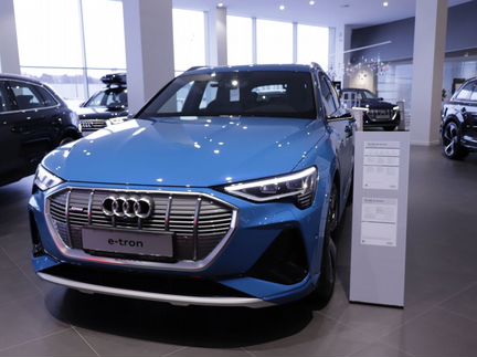 Audi e-tron AT, 2020