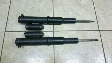 Амортизатор Мерседес W221 S-classe перед лев/правы