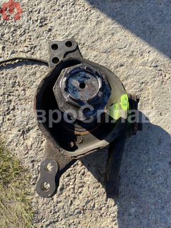 Кулак поворотный правый (цапфа) Scania б/у