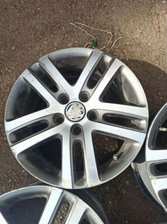 Диски бу оригинал R16 I на Volkswagen