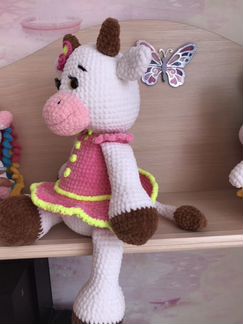 Вязаная игрушка коровка Новая