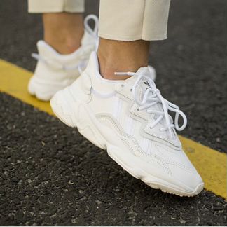 Кроссовки adidas ozweego женские