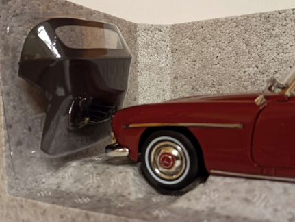 Mercedes 190 SL w121 1955-1963 Norev 1:18