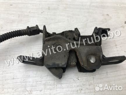 Замок капота Audi A8 D3 BHT 2005