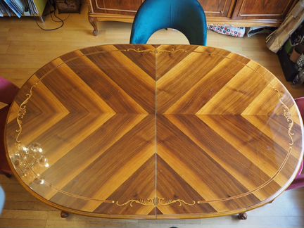 Стол раздвижной румынский массив