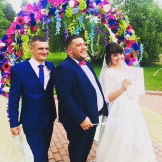 Ведущий на свадьбу