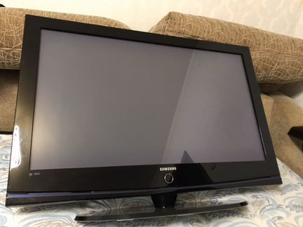 Телевизор Samsung модель PS42A410C1, диагональ 106