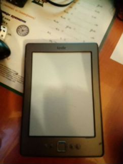 Amazon Kindle 4 d01100