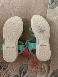 Новые босоножки 30 р-р