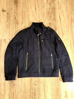 Мужская куртка guess