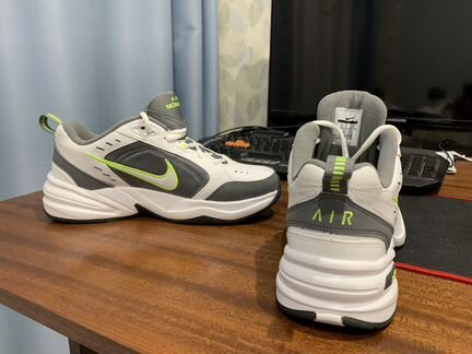 Кроссовки Nike air monarch