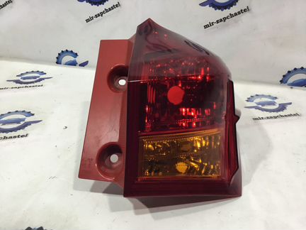 Фонарь задний правый Toyota Auris 2 Универсал