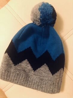 Новая зимняя куртка 122 размер + шапка