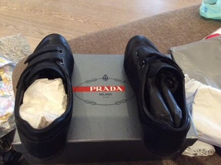 Кроссовки женские prada