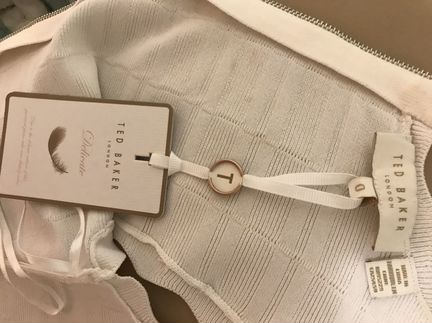 Платье “Ted Baker London”