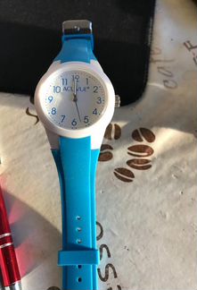 Часы акувью новые