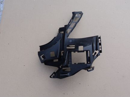 Крепление бампера левое Mercedes S class w222