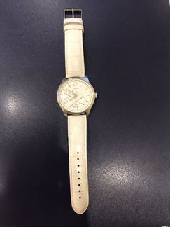 Часы Guess женские