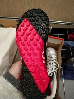 Кроссовки-бутсы, Nike