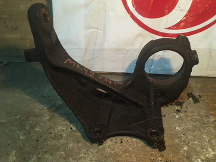 Кронштейн подвесного подшипника привода Toyota