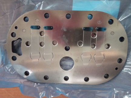 Клапанная доска для холодильного компрессора Битце