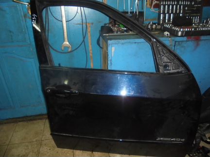 Дверь передняя. Синяя BMW E70
