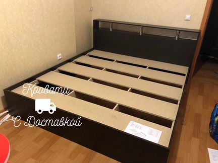 Кровать