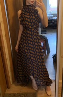 Платье PrettyLittleThing