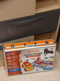 Супер-набор 1 знаток (в кейсе)