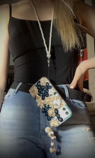 Чехол на iPhone 11