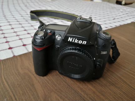 Nikon d90 body